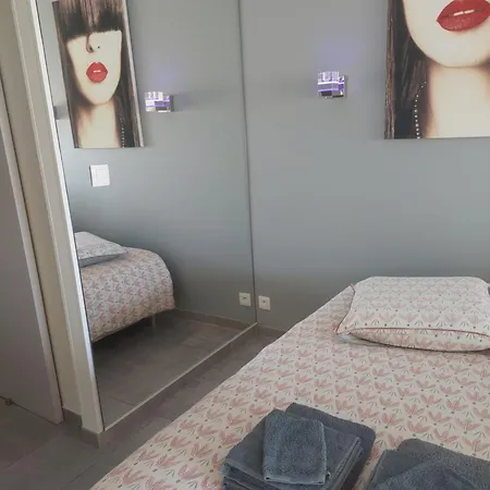 Appartement Heliopolis Naturiste *